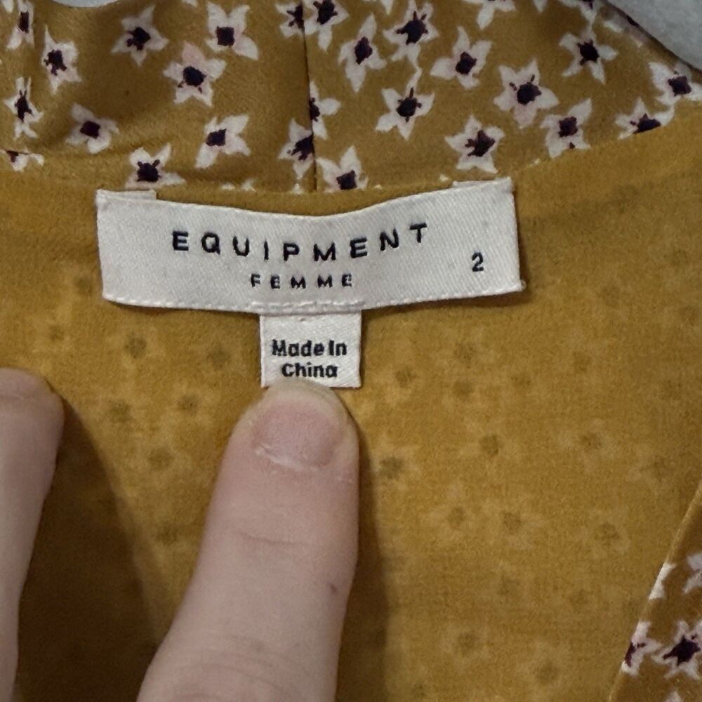 Equipment Femme Long Sleeve Yellow Floral Belted Fanetta Chic Wrap Dress Size 2 - Picture 3 of 14